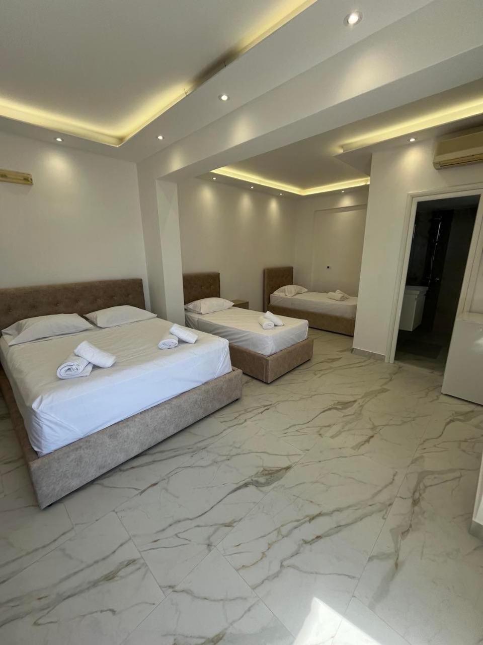 Harmony Apartments Dhërmi Buitenkant foto