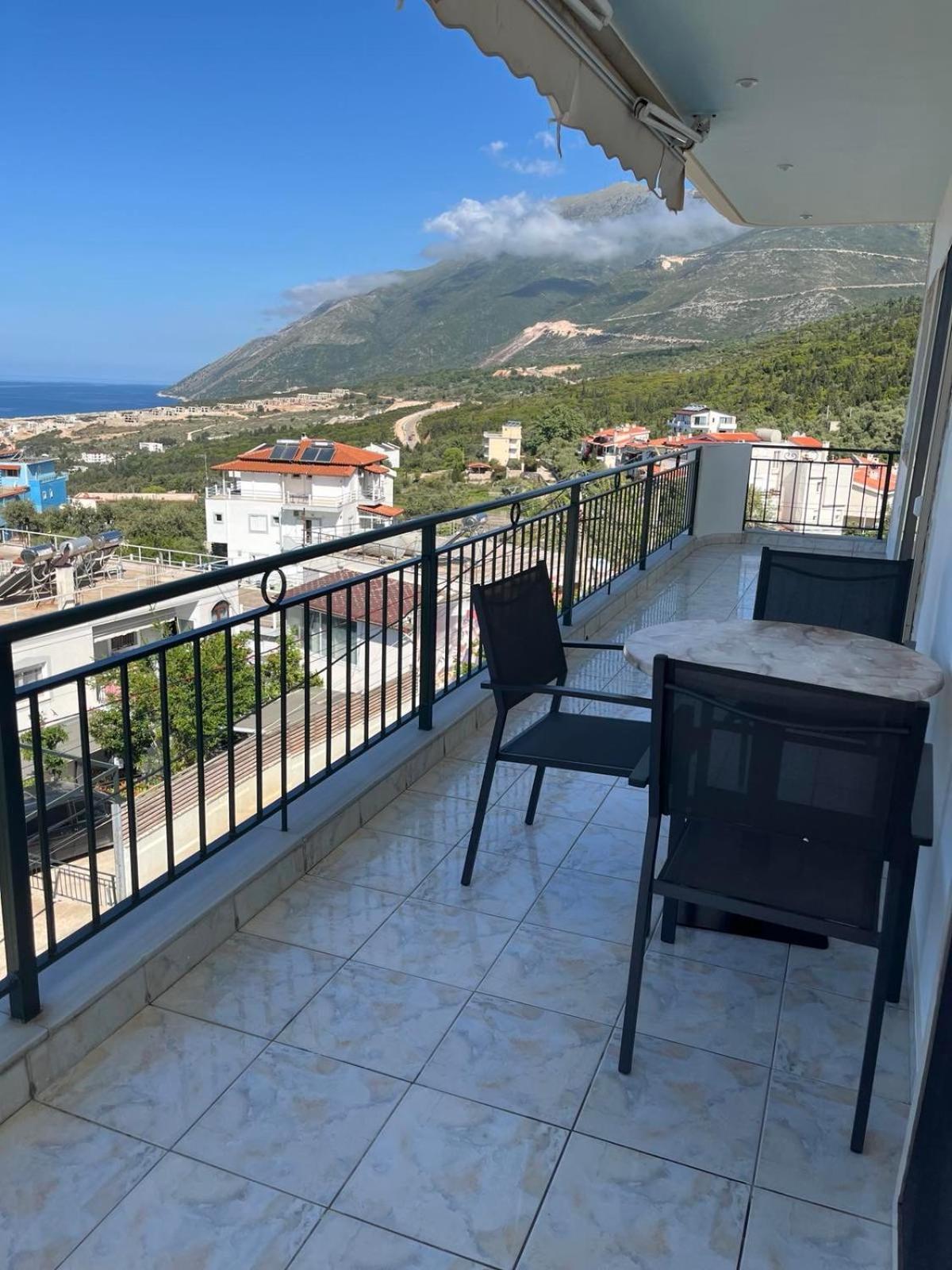 Harmony Apartments Dhërmi Buitenkant foto